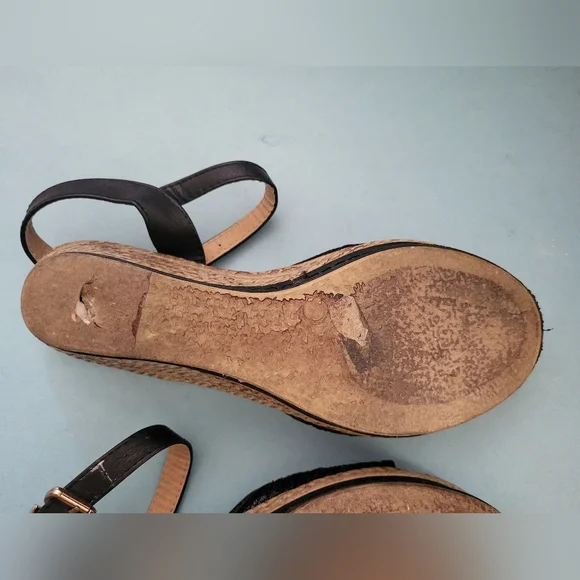 Pretty Black Lace Wedge Sandals sz 10 - Picture 7 of 7